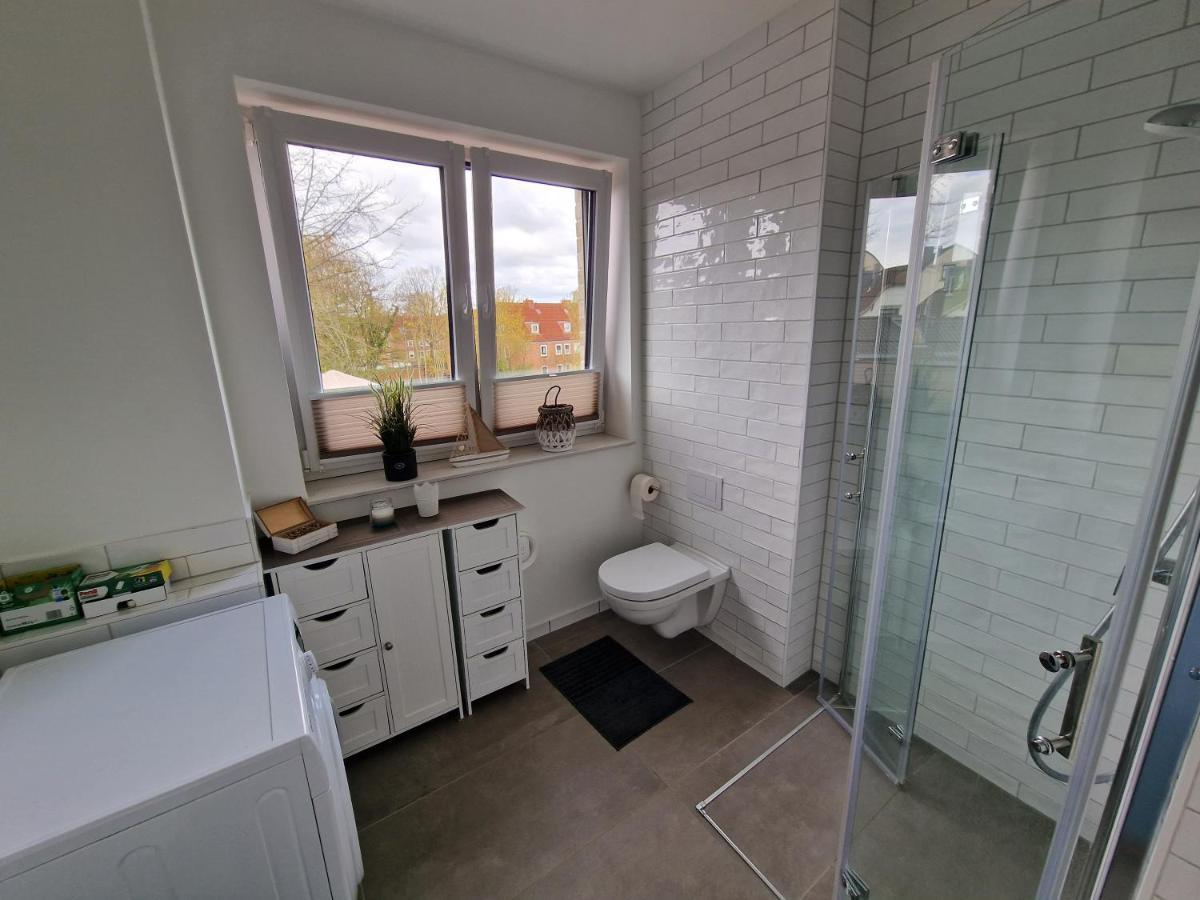 Moderne Penthouse Wohnung シュレースヴィヒ エクステリア 写真